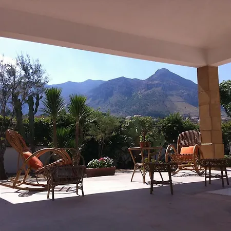 Villa On The Beach Spiaggia Plaia Castellammare del Golfo Exterior photo